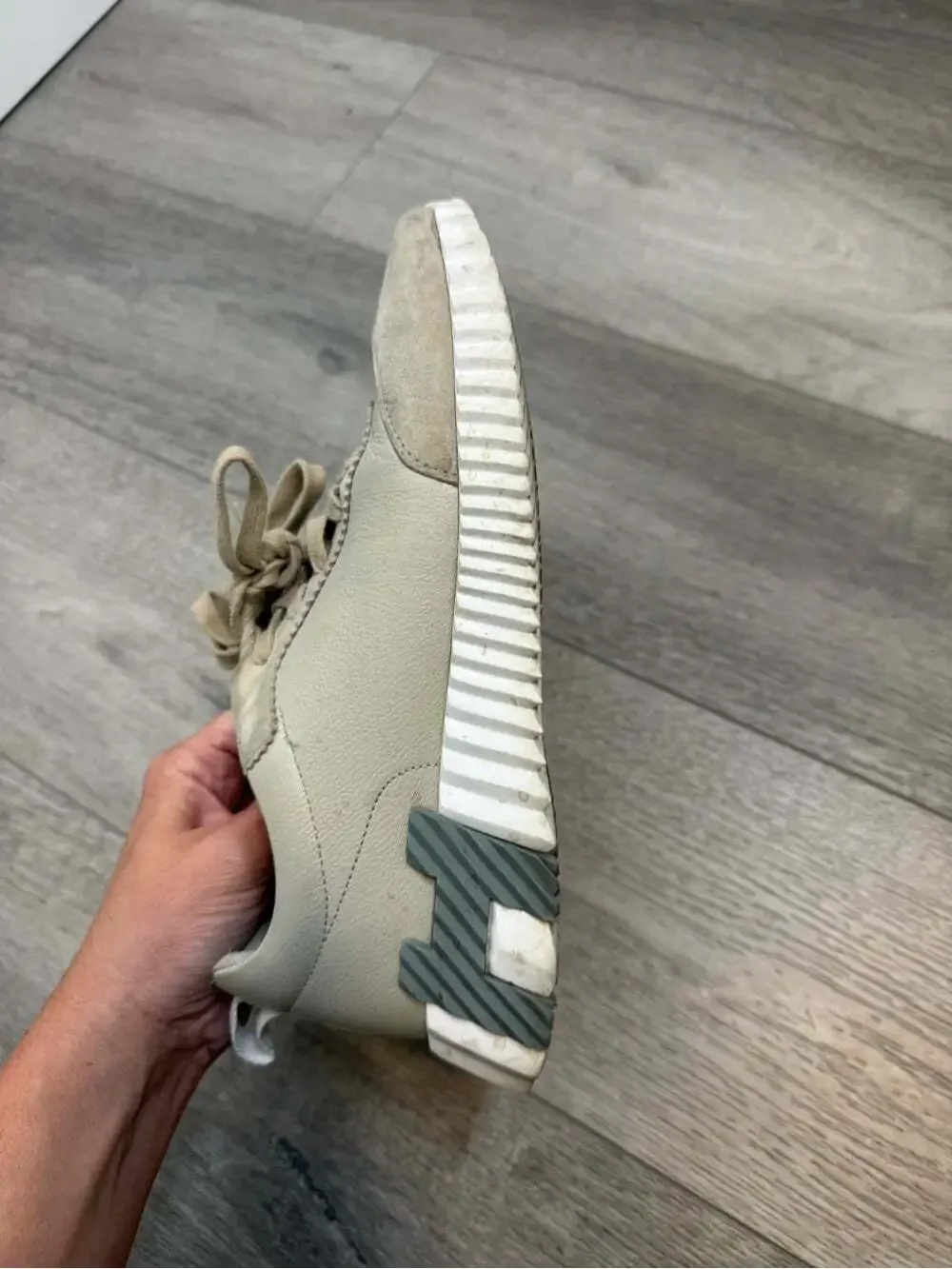 Hermes’ bouncing goatskin suede sneakers beige size 39